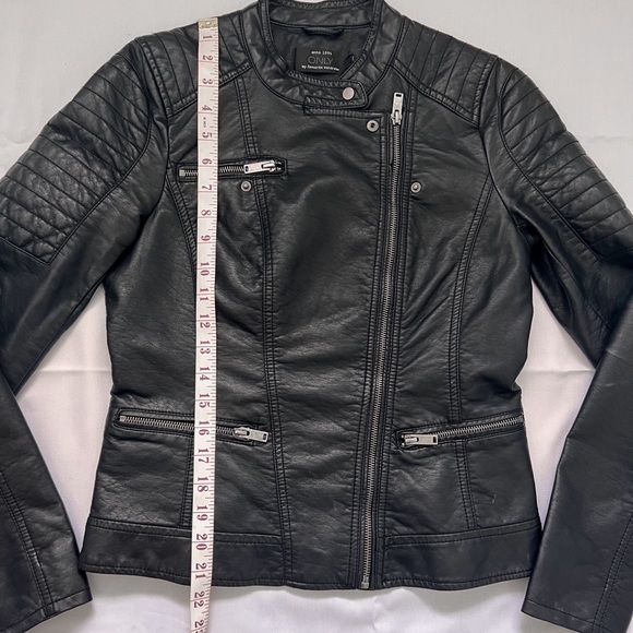 Only Faux Leather Jacket - Woman’s - XS in Black - Picture 3 of 6